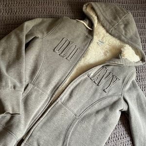 COZY Furry zip up sweatshirt